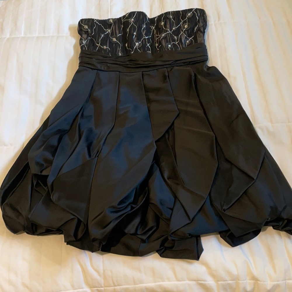 Black Alice + Olivia Strapless Dress - Picture 12 of 15